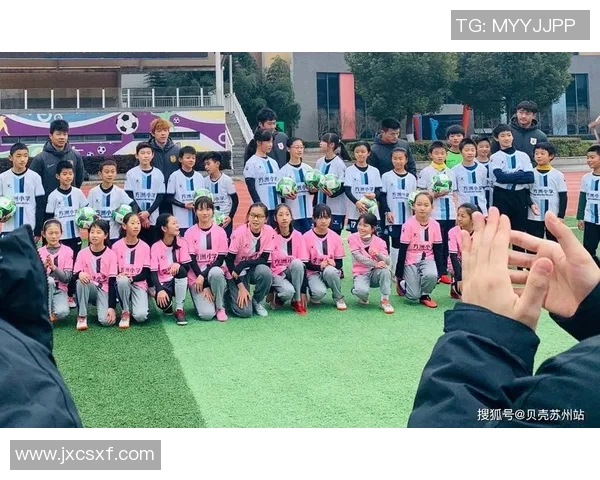 武汉足球队的团队协作精神探讨与发展路径分析